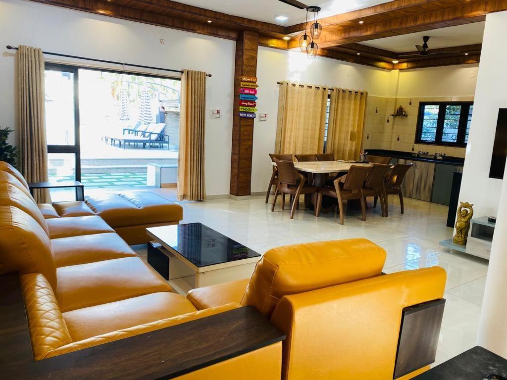 Aqua Villa Luxury Home Stay Lonavala Luaran gambar